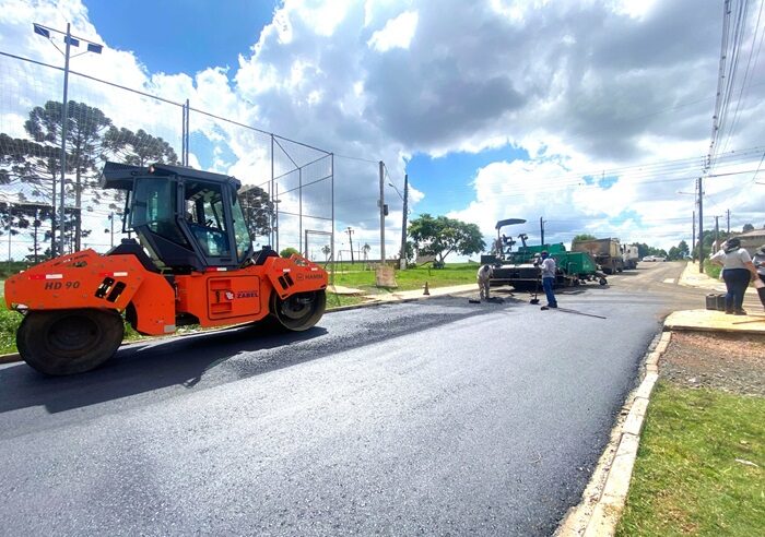Prefeitura leva asfalto novo para o Jardim Castanheira