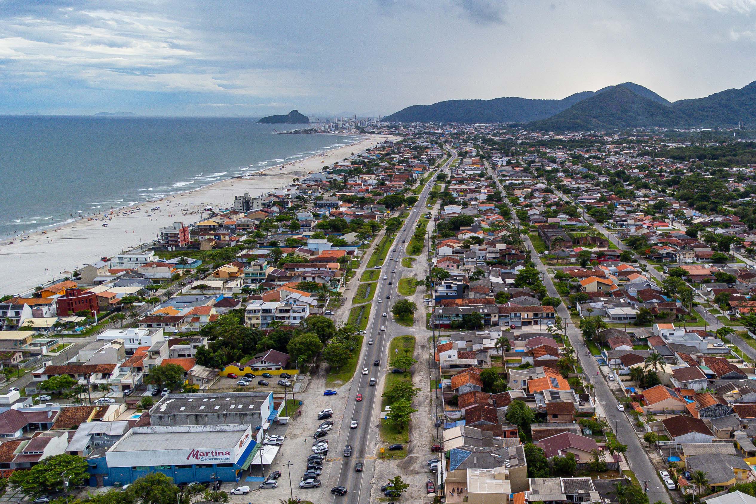 Rodovia entre Matinhos e Praia de Leste será duplicada em concreto