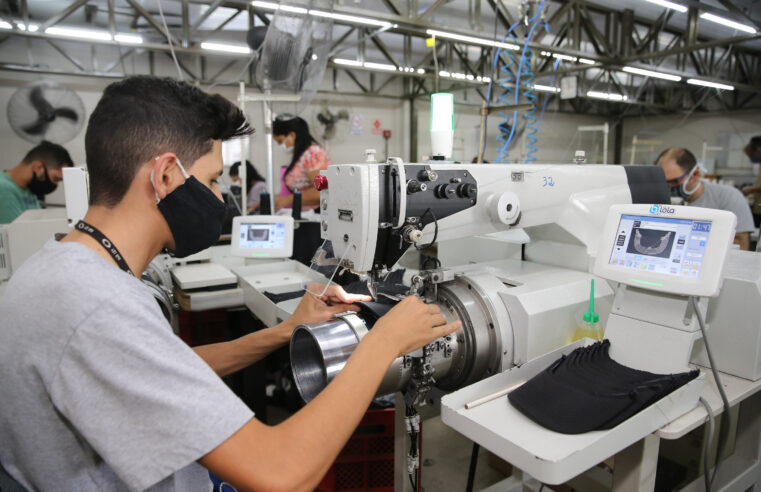 Brasil criou 1,48 milhão de empregos formais em 2023, aponta Caged