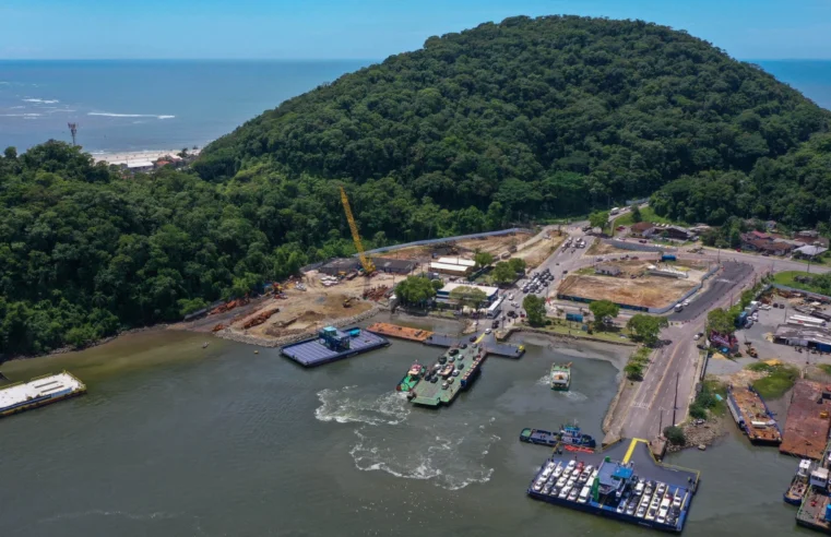Obra da Ponte de Guaratuba-Matinhos recebe nova balsa de apoio marítimo