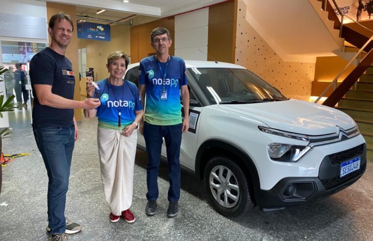 Prefeitura entrega carro zero do programa ‘Nota PG’
