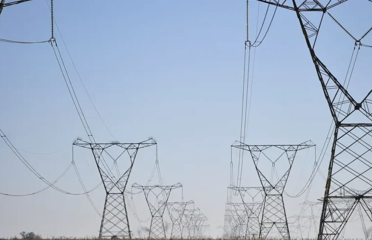 Exportação de energia a países vizinhos produz ganho de R$ 888 milhões