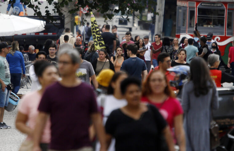 Com crescimento de 6%, Junta Comercial do Paraná registra 27 mil novas empresas em janeiro