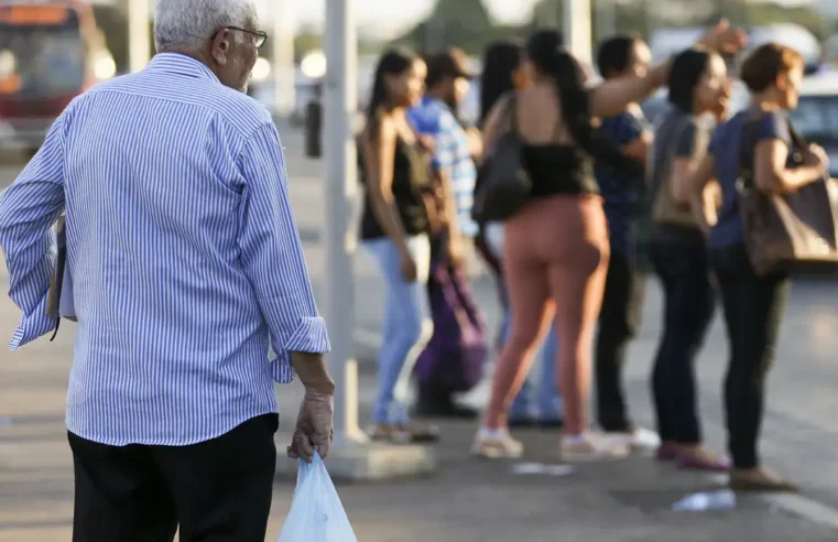 Governo antecipa décimo terceiro de aposentados e pensionistas