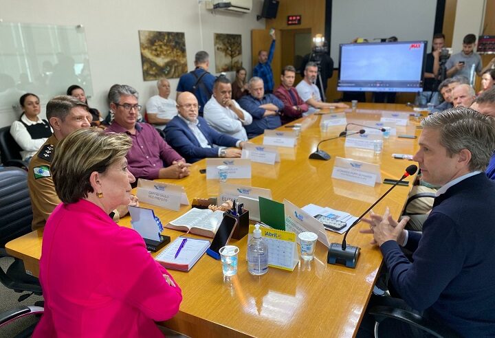 Prefeitura anuncia instalação de nova unidade do Grupo Muffato em Ponta Grossa