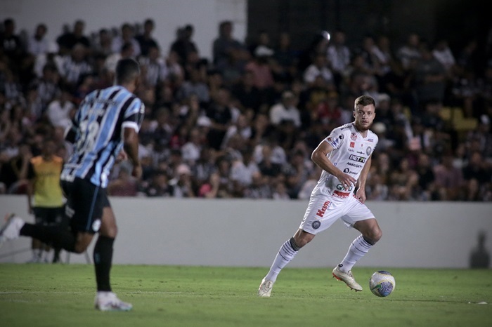 Operário e Grêmio não saem do 0x0 na Vila