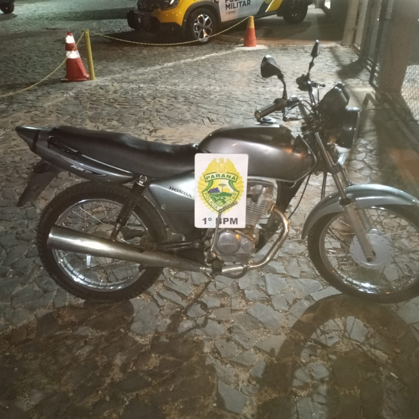 Em patrulhamento, Polícia Militar recupera moto roubada
