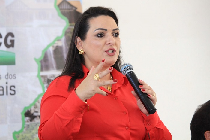 Elisangela Pedroso lança pré-candidatura nesta quinta-feira em Carambeí