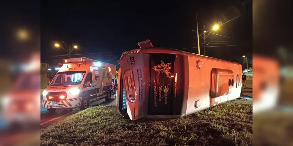 Acidente na PR-151 em Castro deixa pelo menos 20 feridos