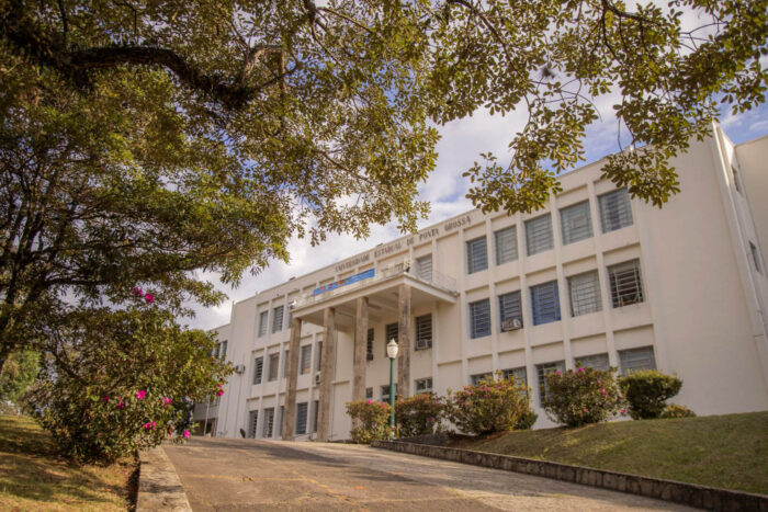 UEPG abre 105 novas vagas em 12 cursos para 2025
