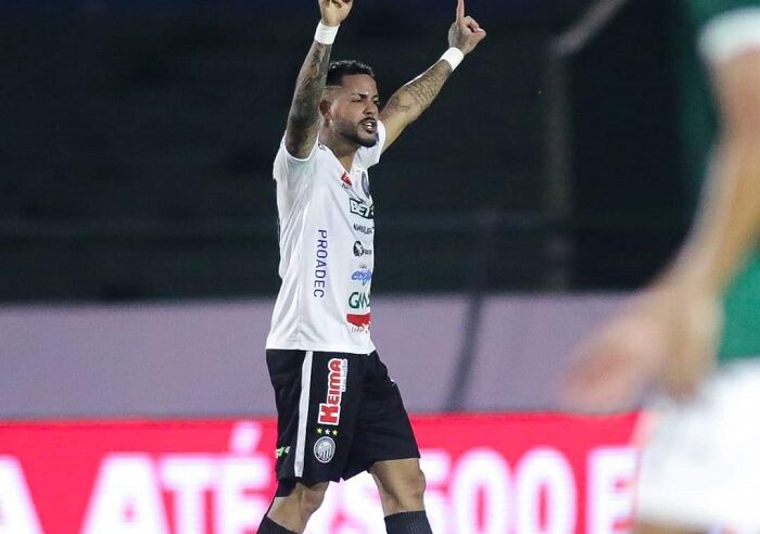 OPERÁRIO VENCE O GUARANI E FICA A DOIS PONTOS DO LÍDER DA SERIE B