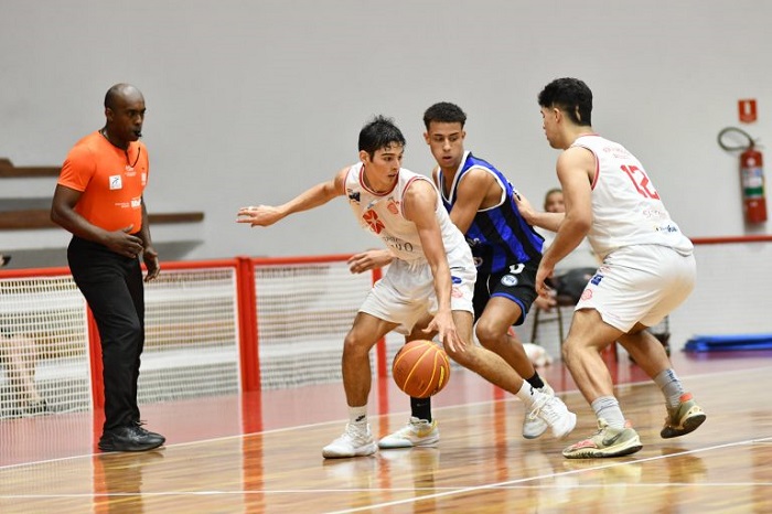 Ponta Grossa Basquete/São Camilo precisa vencer o Cruzeiro na LDB
