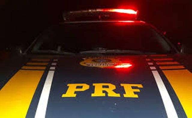TRAGÉDIA NA BR-277: PEDESTRE ATROPELADO E MORTO AO AJUSTAR CARGA EM REBOQUE