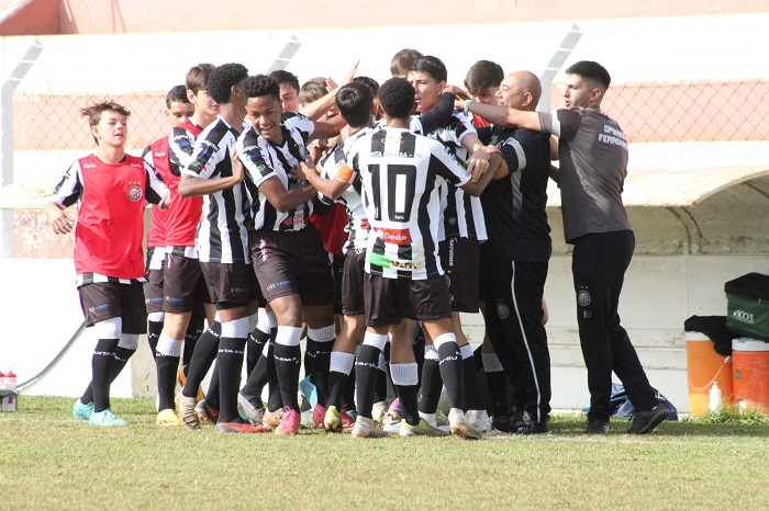 Ponta Grossa estreia com vitórias na macro do “Bom de Bola”