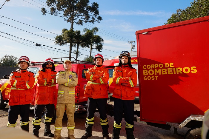 Paraná envia bombeiros para combater incêndios no Pantanal