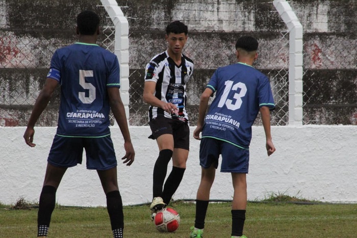 Ponta Grossa vence Guarapuava no Bom de Bola Sub-20