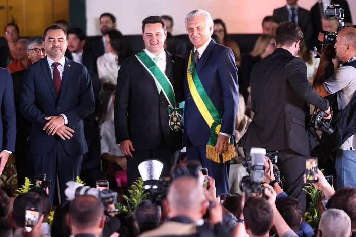Ratinho Junior recebe a Comenda de Anhanguera  em Goiás