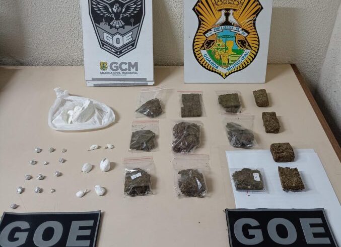 Homem é preso em Oficinas com sacola cheia de drogas e tornozeleira rompida