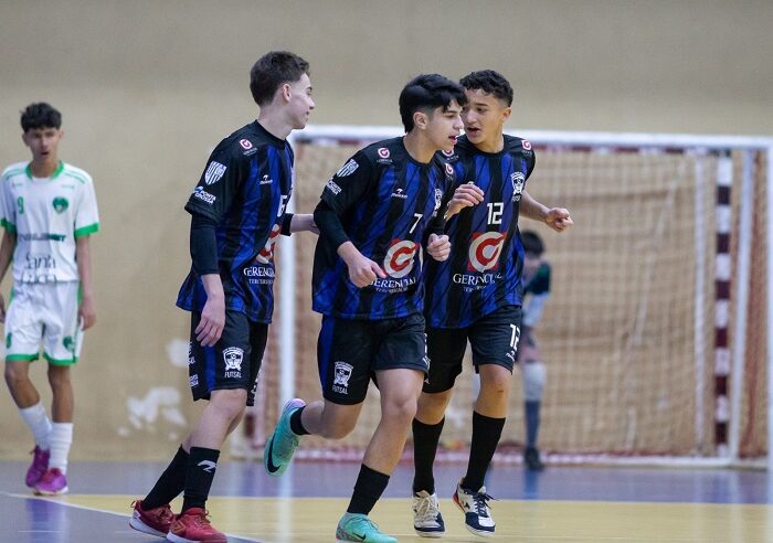 GERENCIAL/ACGF SEGUE 100% NO PARANAENSE SUB-15 DE FUTSAL