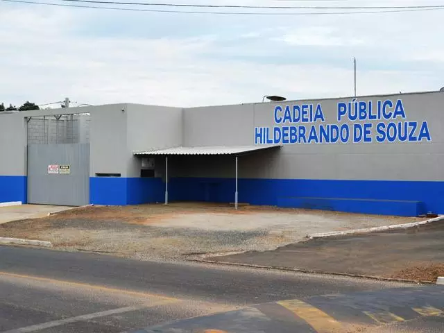 Revista no Hildebrando mobiliza viaturas e chama a atenção de moradores