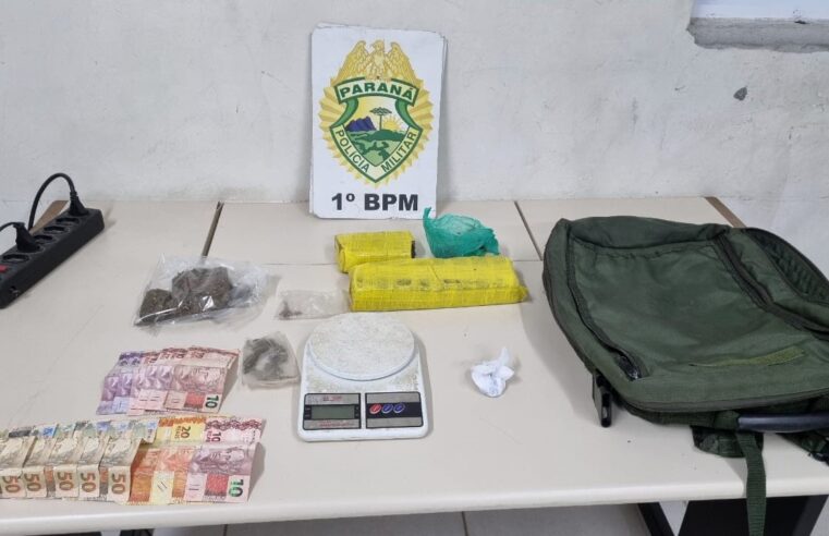 POLÍCIA APREENDE MAIS DE 1 KG DE MACONHA E PRENDE TRÊS HOMENS NO CONTORNO
