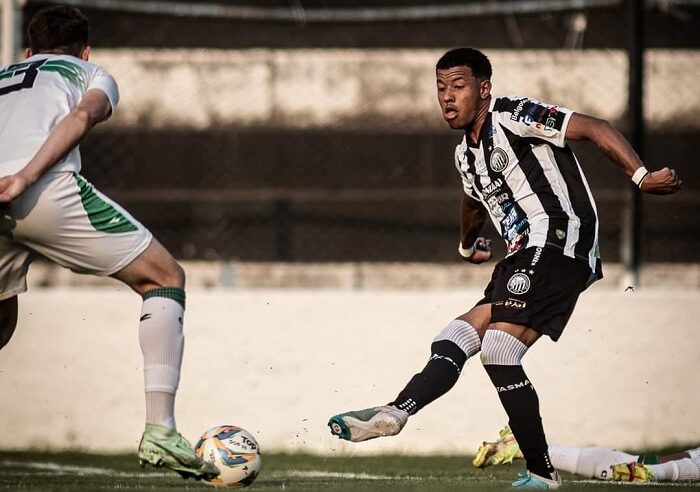 “FANTASMINHA” ENFRENTA CORITIBA COM A VANTAGEM DO EMPATE NO SUB-20