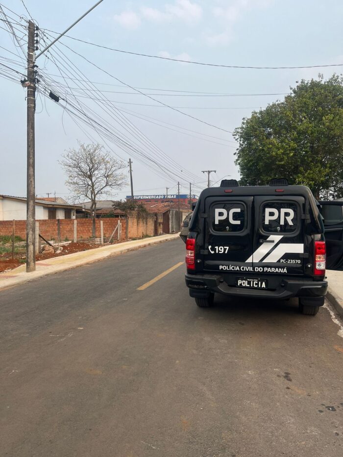 POLÍCIA CIVIL PRENDE HOMEM AUTOR DE ROUBO E PORTE ILEGAL DE ARMA DE FOGO, SUSPEITO DE ENVOLVIMENTO EM HOMICÍDIO CONSUMADO NO ANO DE 2019 (VÍDEO)