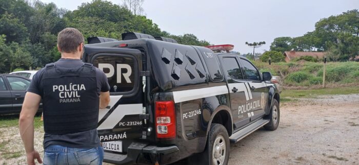 HOMEM É PRESO APÓS ATIRAR EM VIA PÚBLICA E FERIR PESSOA EM CARAMBEÍ