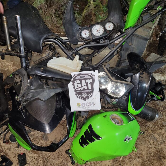 GUARDA RECUPERA PARTES DE MOTOCICLETA FURTADA