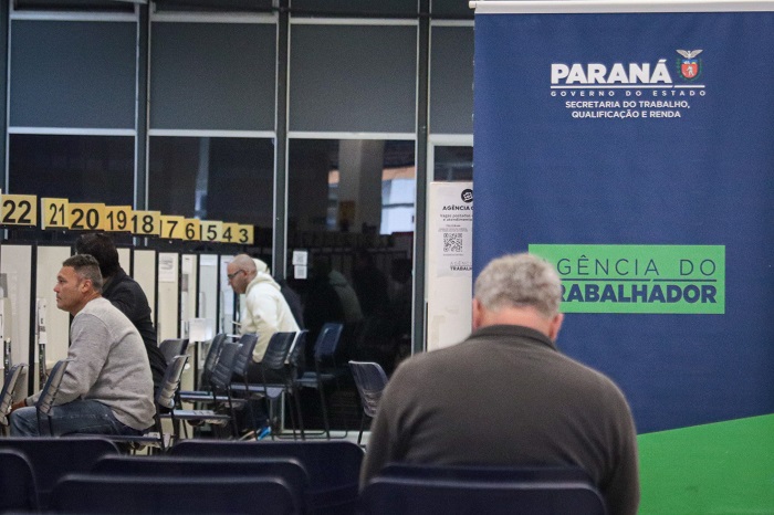 AGÊNCIAS DO TRABALHADOR TÊM 23,2 MIL VAGAS NO PARANÁ