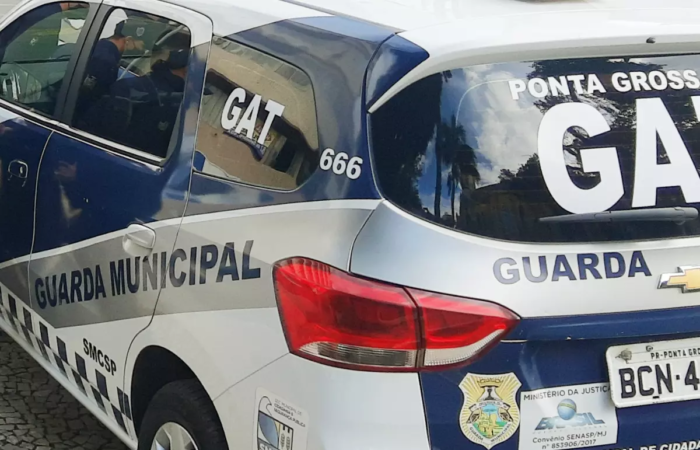 TIO É PRESO APÓS AGREDIR SOBRINHA E AMEAÇAR QUEIMAR CASA