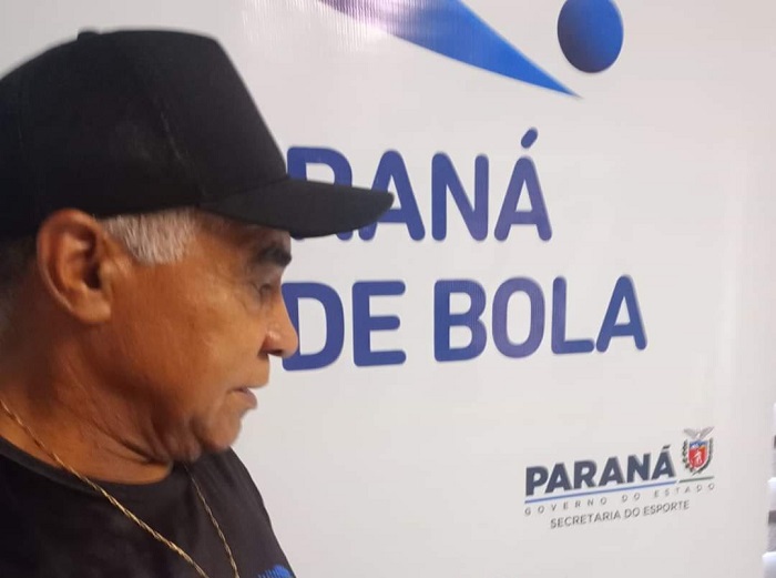 MILTÃO DO Ó RECEBE HOMENAGEM NO PARANÁ BOM DE BOLA EM ARAPONGAS