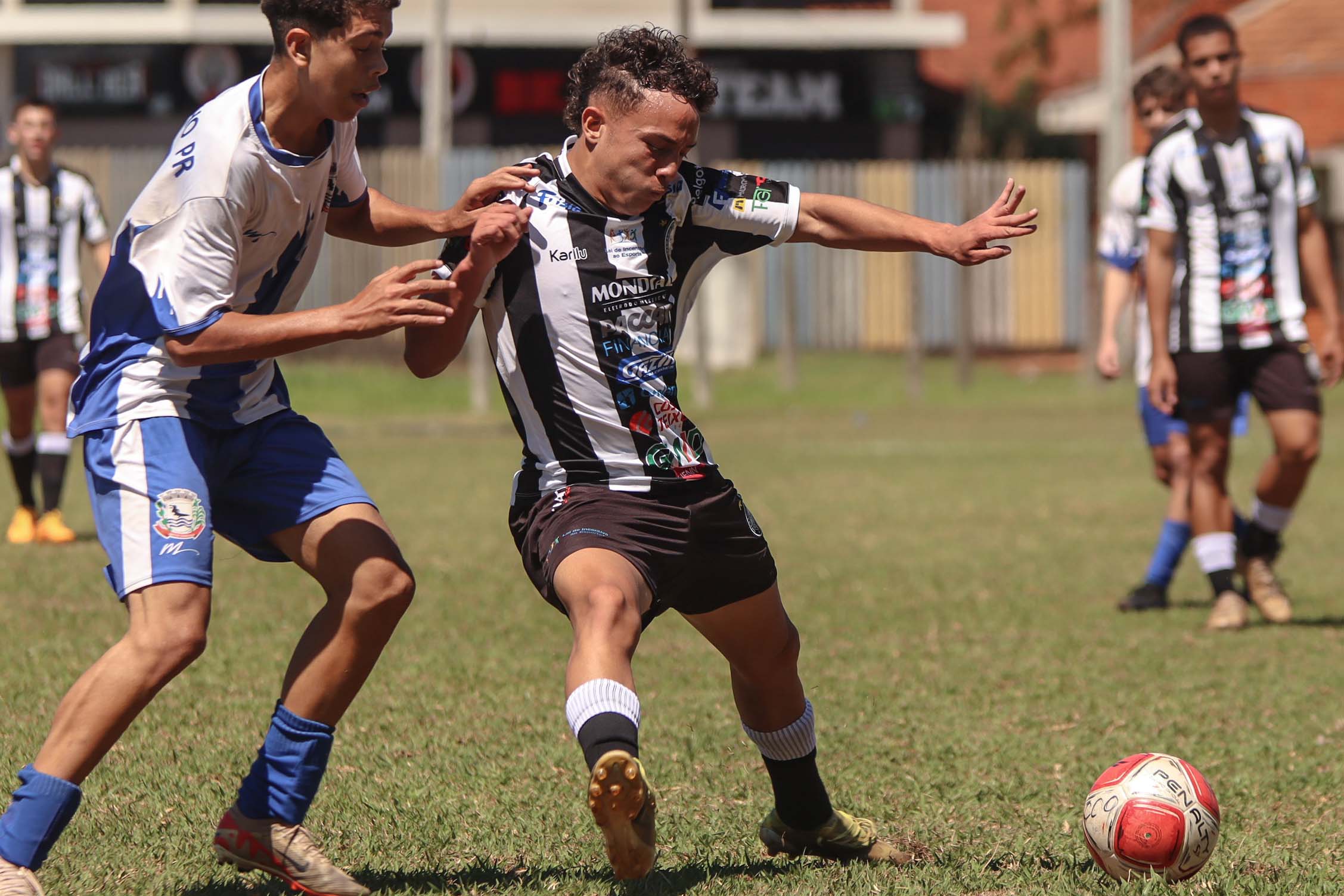 CAMPEÕES DO PARANÁ BOM DE BOLA FORAM CONHECIDOS NO FINAL DE SEMANA