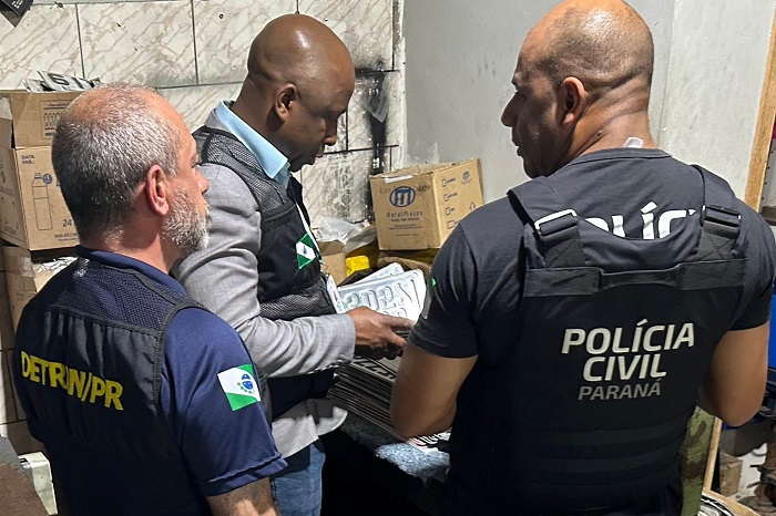 OPERAÇÃO NO PARANÁ INVESTIGA EMPRESAS DE EMPLACAMENTOS DE VEÍCULOS