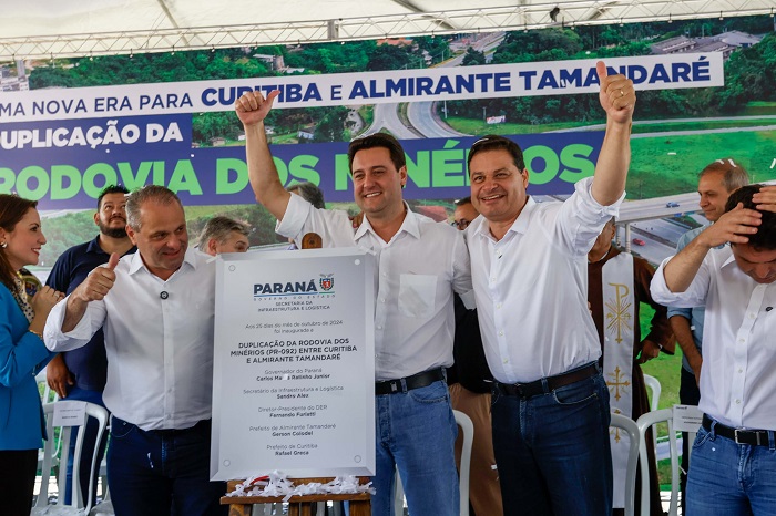 GOVERNADOR ENTREGA O PRIMEIRO TRECHO DA RODOVIA DOS MINÉRIOS