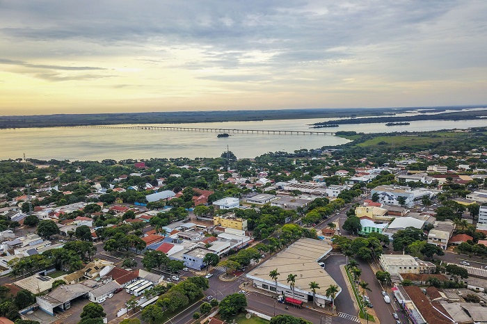 GOVERNADOR BUSCA EM BRASÍLIA SOLUÇÃO IMEDIATA PARA POR FIM ÀS INVASÕES DE TERRAS FEDERAIS