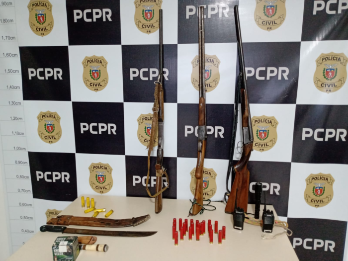 POLÍCIA PRENDE EM FLAGRANTE TRÊS CAÇADORES POR CRIMES DE MAUS TRATOS A CÃES E PORTE ILEGAL DE ARMA DE FOGO