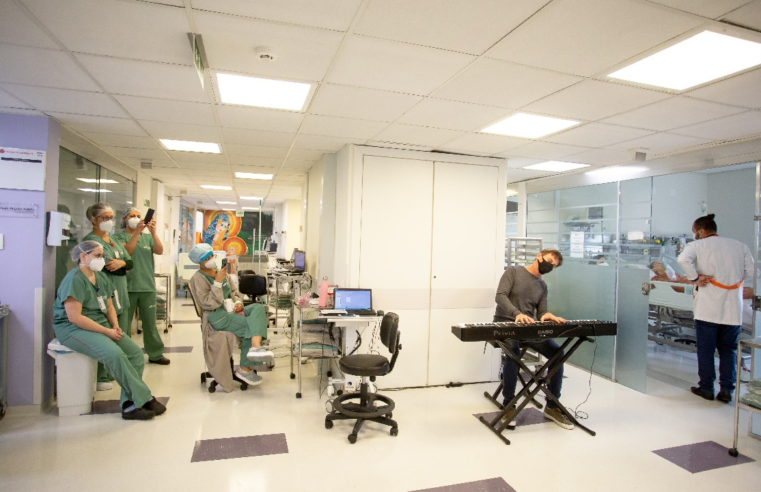 🎶 “NOTAS PARA A VIDA” – MUSICOTERAPIA QUE PROMOVE BEM-ESTAR EMOCIONAL A PACIENTES EM HOSPITAIS DO PARANÁ 🌻