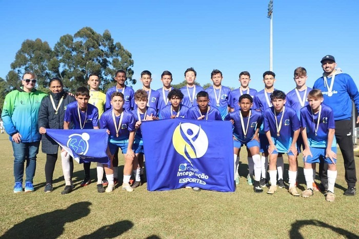 COLÉGIO INTEGRAÇÃO CONQUISTA A MEDALHA DE BRONZE DOS 70º JEPS BOM DE BOLA