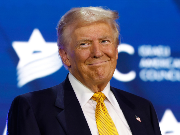 TRUMP É ELEITO PRESIDENTE DOS EUA PELA SEGUNDA VEZ E ASSUME COMO 47º PRESIDENTE