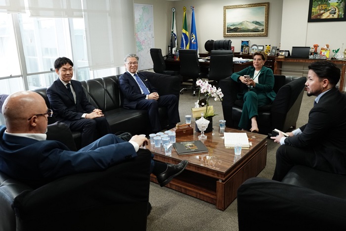 PREFEITA ELIZABETH RECEBE A VISITA DO CÔNSUL-GERAL DO JAPÃO