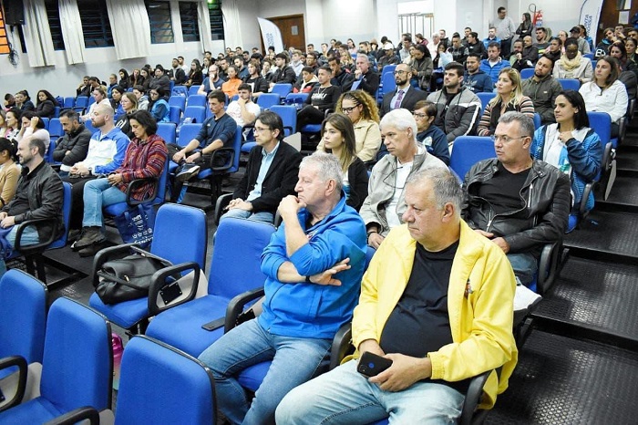 SECRETARIA MUNICIPAL DE ESPORTES REALIZA 2º ENCONTRO DE PROFISSIONAIS NO DIA 21