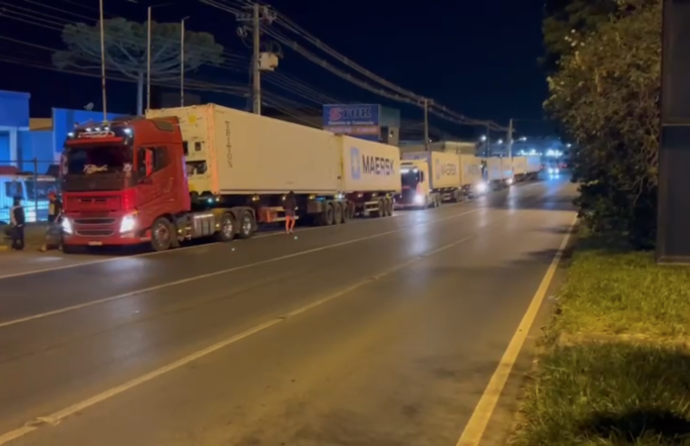 PRF FLAGRA QUASE 200 MIL KG DE CARGA EM EXCESSO EM PONTA GROSSA