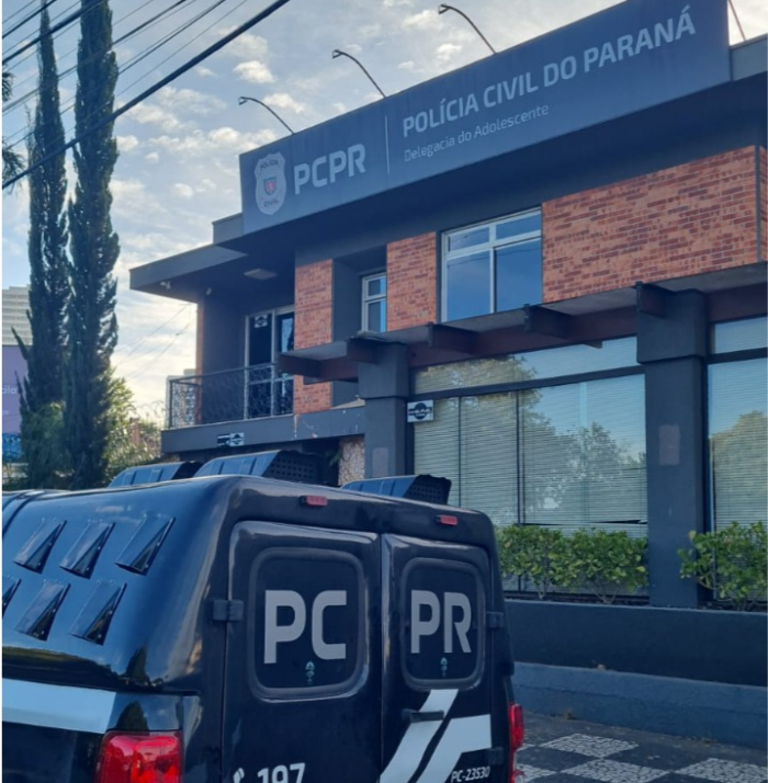 POLÍCIA CIVIL APREENDE RAPAZ ENVOLVIDO COM O TRÁFICO DE DROGAS