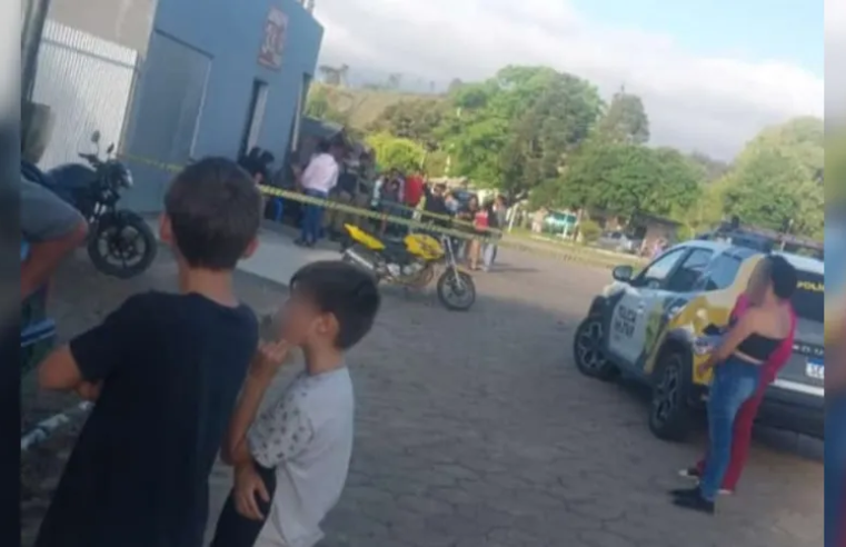 COMUNIDADE DE CASTRO SE DESPEDE DE JOVEM VÍTIMA DE HOMICÍDIO