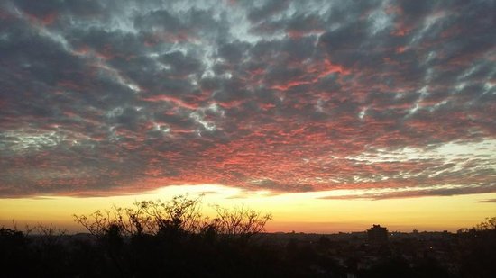 SEMANA COMEÇA CHUVOSA, MAS TERMINA COM SOL E CALOR EM PONTA GROSSA
