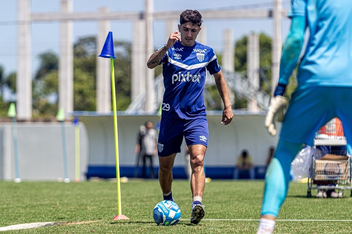 OPERÁRIO DEVE ANUNCIAR JEAN LUCAS DO AVAÍ COMO REFORÇO PARA O ESTADUAL