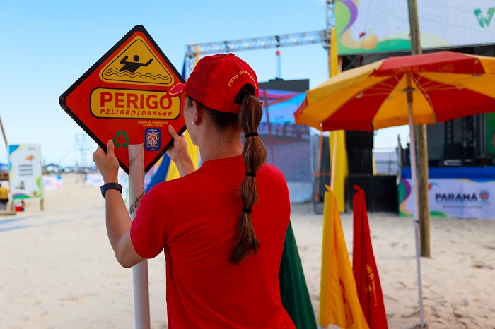 BOMBEIROS DESTACAM A IMPORTÂNCIA DA SINALIZAÇÃO NAS PRAIAS PARANAENSES