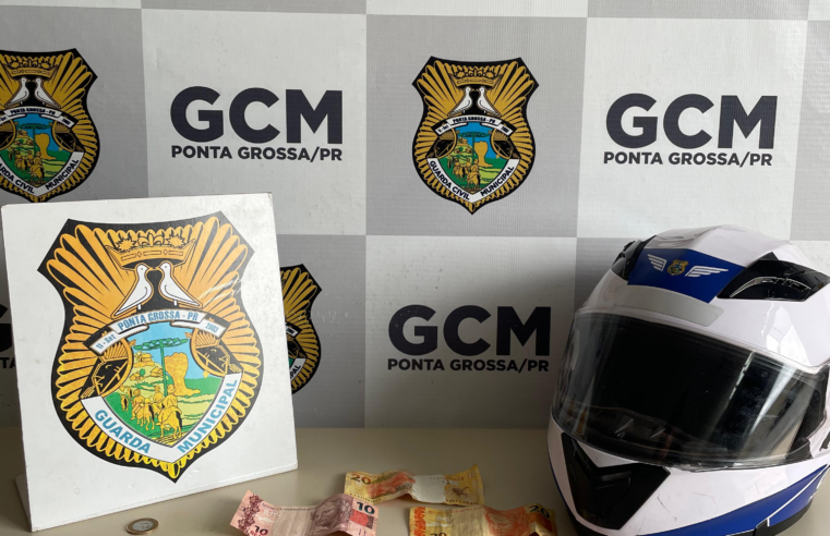 GUARDA MUNICIPAL PRENDE HOMEM COM DROGAS E OBJETO DE FURTO EM PONTA GROSSA