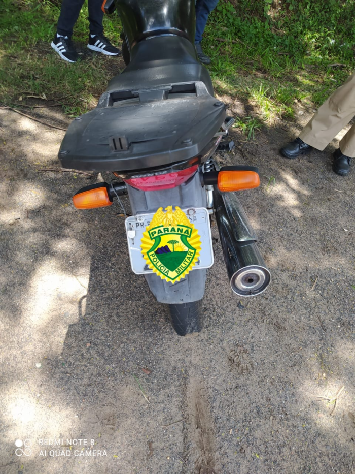 MOTOCICLISTA FICA FERIDO APÓS COLISÃO COM CARRO NA PR-151 EM PONTA GROSSA